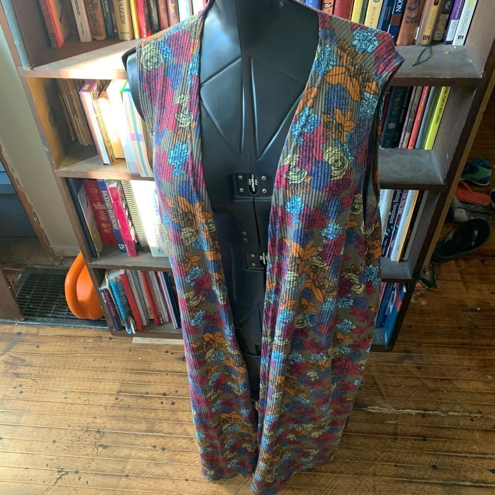 Lularoe Joy rubbed multicolored rose XL sweater vest